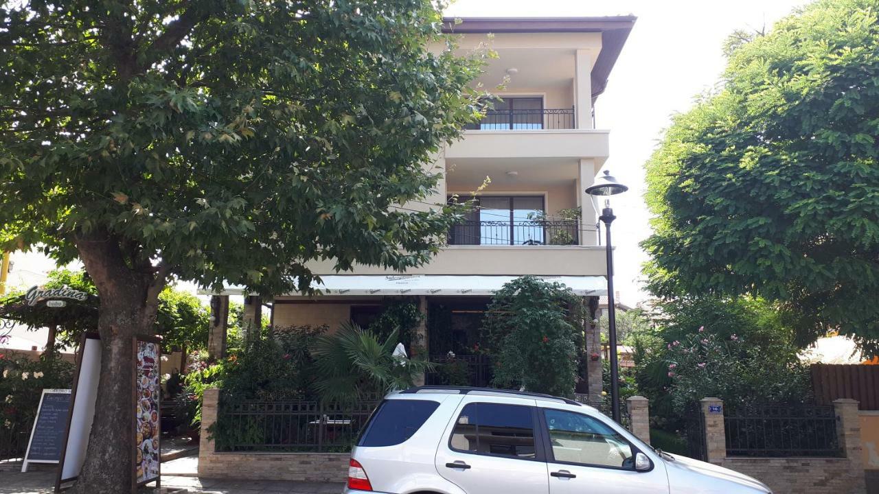 Hotel Gradina Tschernomorez Exterior foto